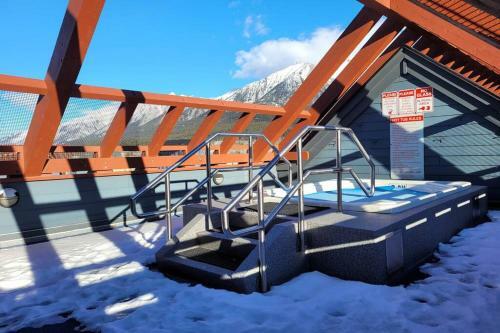 Apartamento Pinnacle Mountain View Condo 3 Bed 2 Bath Downtown Canmore