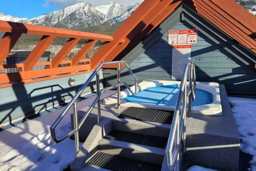 Apartamento Pinnacle Mountain View Condo 3 Bed 2 Bath Downtown Canmore
