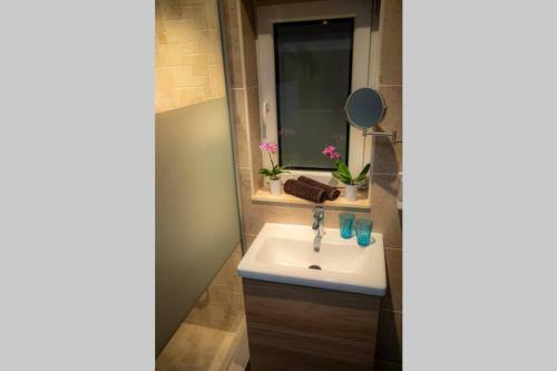 Le Spa Du Cabanon: Cabanon de Luxe Avec Spa Enti�rement Privatif