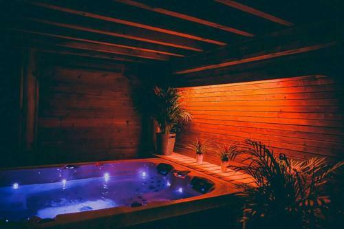 Le Spa Du Cabanon: Cabanon de Luxe Avec Spa Enti�rement Privatif