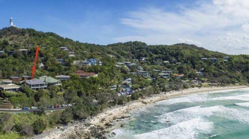 Jane's On Wategos Villa 1, 37 Marine Parade - 3 Bed Villa