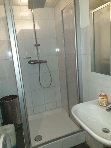 3 Doppel Zimmer Apartement In 9320 Arbon