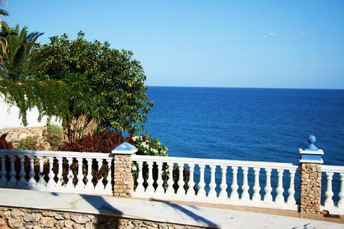 Verdemar Apartment With Sea View And Garden