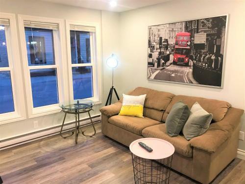 Esther's Place - Carleton Place Downtown 1br Apartment - Sleep Max5