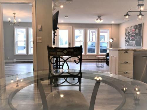 Esther's Place - Carleton Place Downtown 1br Apartment - Sleep Max5