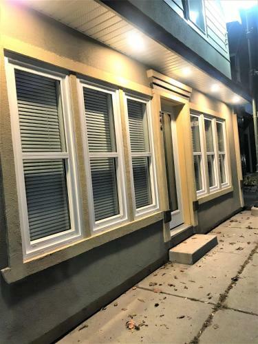 Esther's Place - Carleton Place Downtown 1br Apartment - Sleep Max5