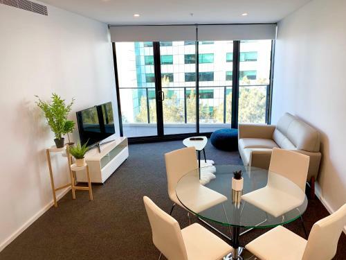Best Located Brand New Apartment In Canberra Cbd