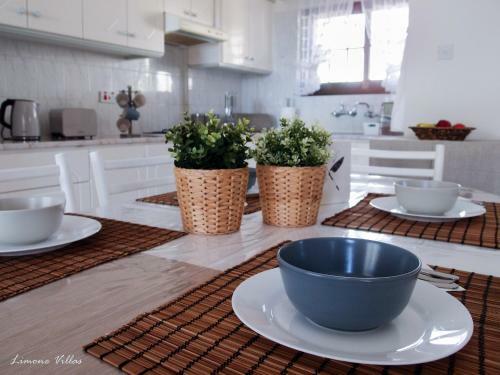 Limone Villas No 3