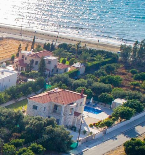 Rafaella Beach Villa- Pvt Pool-near Sea/beach