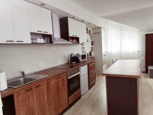 Apartment 15