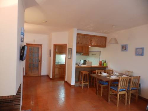 Alta Oura Apartments