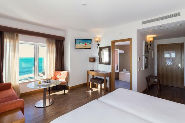 Hotel Quarteira Sol