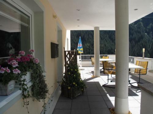 Hostal Haus Leo