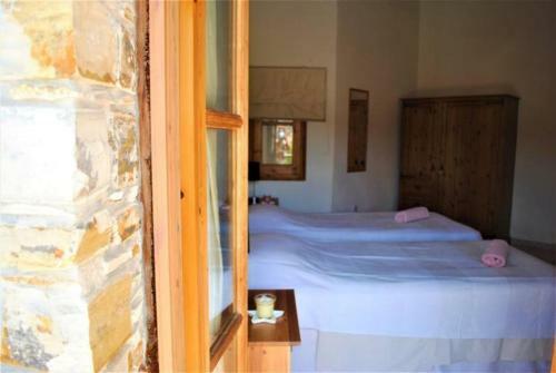 Unique Stonehouse Traditional Villa In Ayia Anna