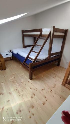 Apartamento Dome?ek Ve Dvo?e