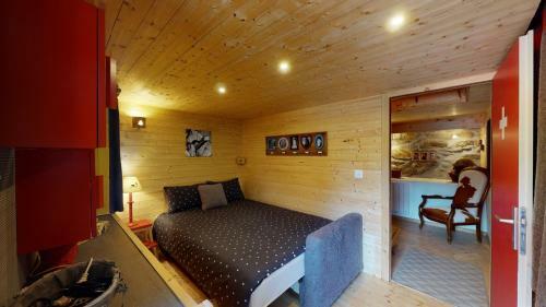 Authentic Chalet Full Of Charm, 5min. From Anz�re