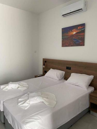 Apartamento Ellenapa Apts & Studios