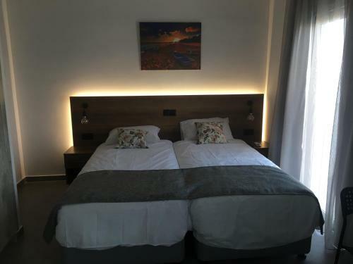 Apartamento Ellenapa Apts & Studios