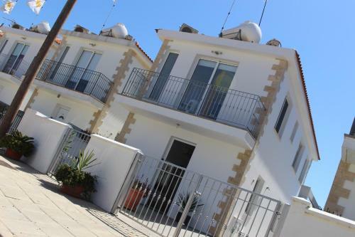 Gorgona Villas