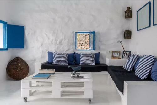 Seaside Villa La Graciosa