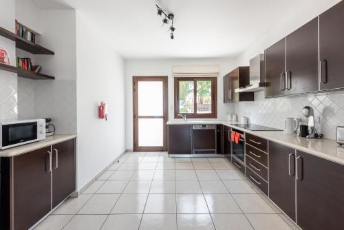 Villa Sea Front Oceanus H3