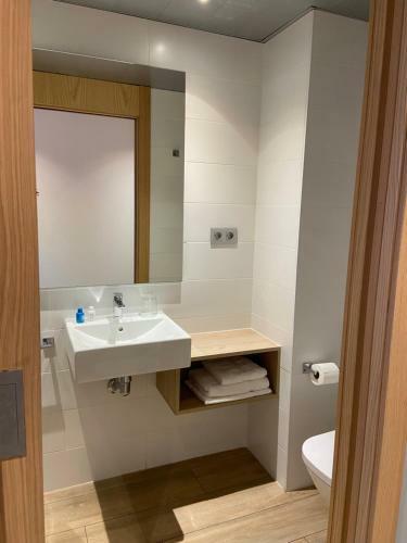 Hotel Mestral Perell�