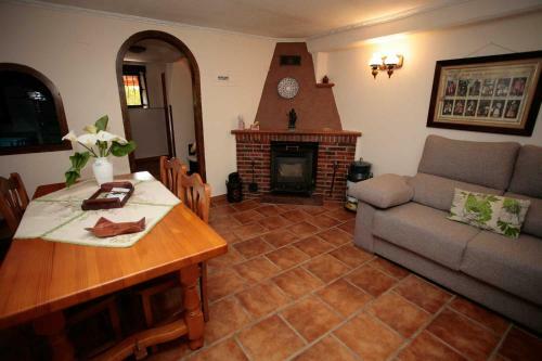 Apartamentos. Turis. Castiello