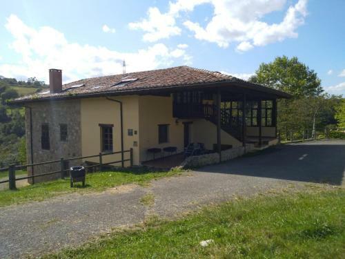 Agroturismo La Casona de Sovi�a