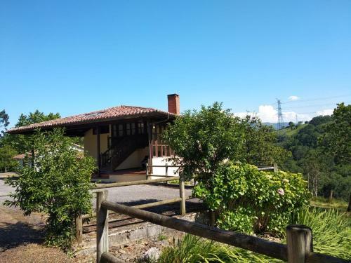 Agroturismo La Casona de Sovi�a