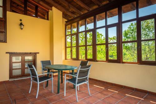 Agroturismo La Casona de Sovi�a