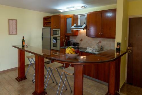 Gold Feathers Apartment