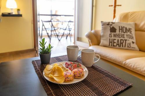 Gold Feathers Apartment
