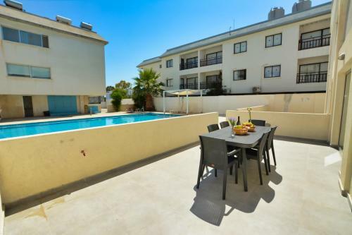 Apartamento Myhome Delux, Napa Blue 3bed With Pool