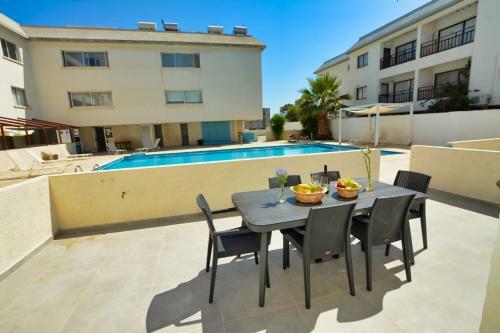 Apartamento Myhome Delux, Napa Blue 3bed With Pool
