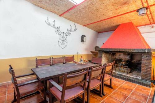 Villa Zalea Real -super Ideal Grupos, Piscina !