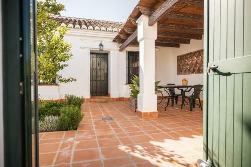 Rosas Cantares: Casa Maurus.