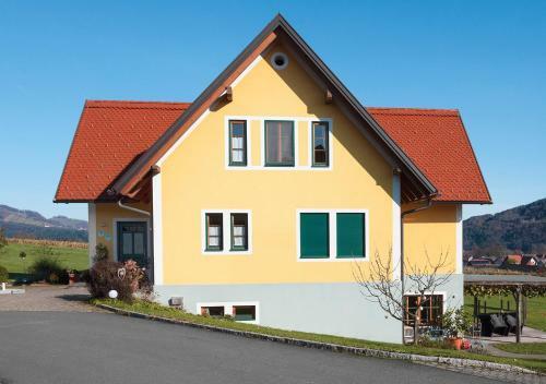 Agroturismo Weingut Winzerhof G�stezimmer Grebenz