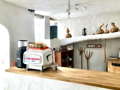 Hostal Casa 3 Guesthouse And Artist Residence