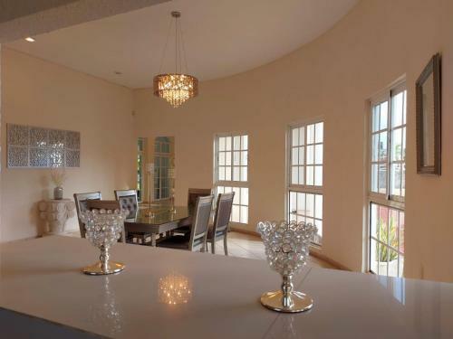 Casa de Osho Luxury Villa
