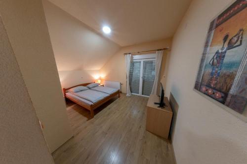 Apartments Crvena Jabuka 1