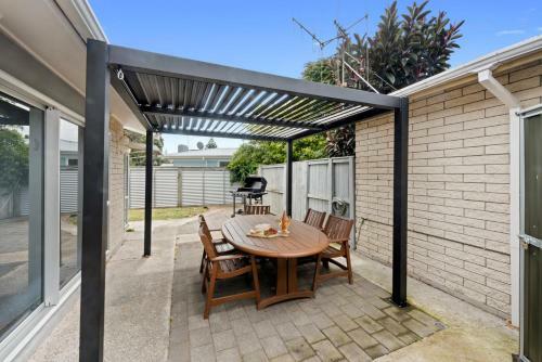 Casa Nostra - Mount Maunganui Holiday Home