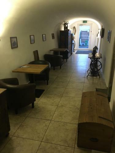 Hostal Pension Sunnseitn