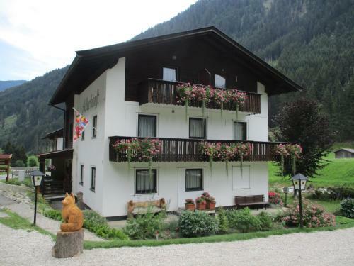 Hostal Adlerhorst