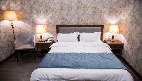 Macara Sheki City Hotel