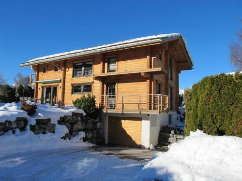 Chalet Calin Nend100