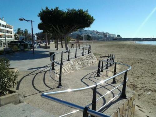 Apartamento Primera L�nea En Playa Sur. Plaza Constituci�n