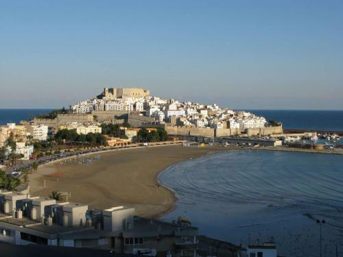 Apartamento Primera L�nea En Playa Sur. Plaza Constituci�n