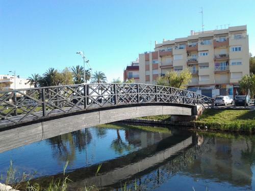Apartamento Primera L�nea En Playa Sur. Plaza Constituci�n