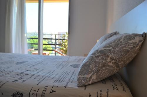 Apartamento Primera L�nea En Playa Sur. Plaza Constituci�n