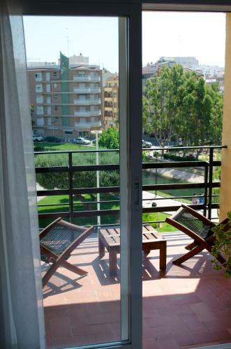 Apartamento Primera L�nea En Playa Sur. Plaza Constituci�n